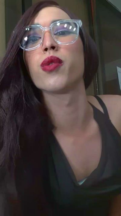 ashley_moss live from France