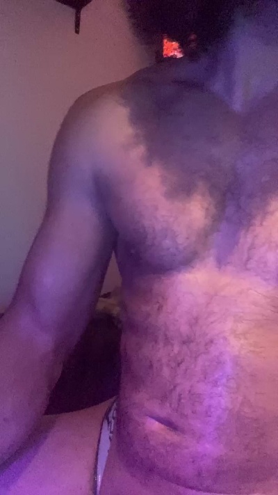 asslover225 live from Netherlands