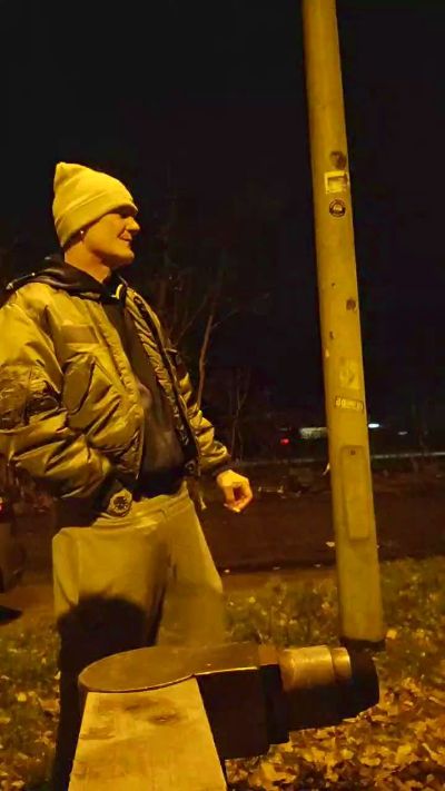 axelblows live from Germany