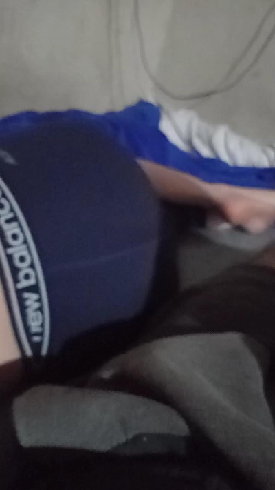 azael5_08 live from Costa Rica