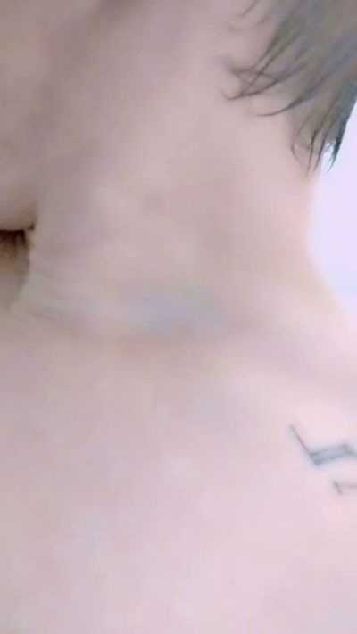 baby187bigdick1 live from United States