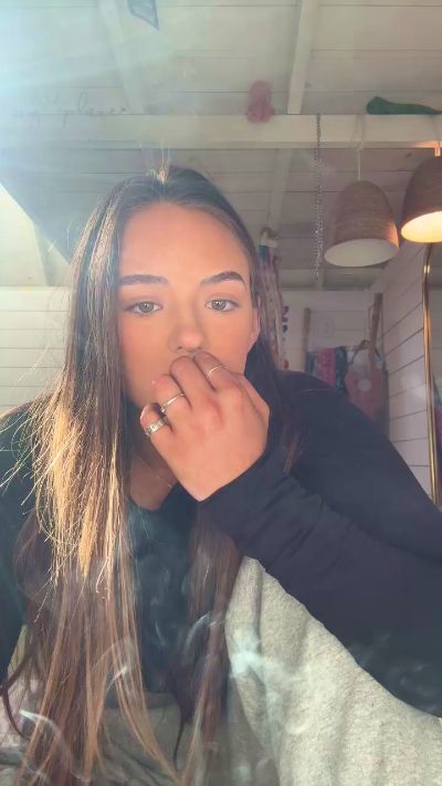 babyyem live from United States