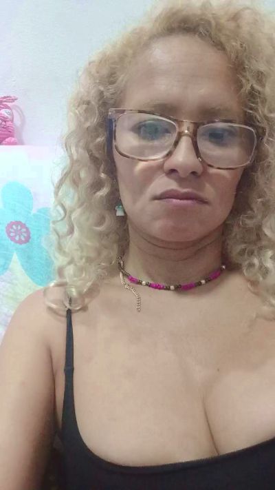 barby94 live from Brazil