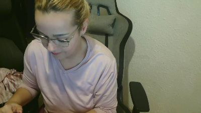 bekka__ live from Spain