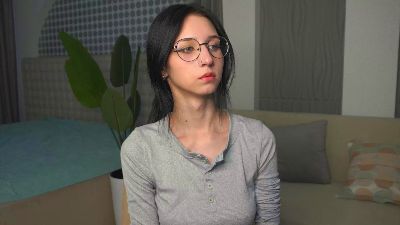 belle_phine live from United States