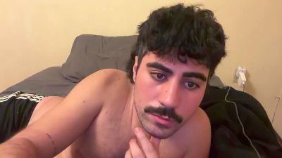 benito864 live from Canada