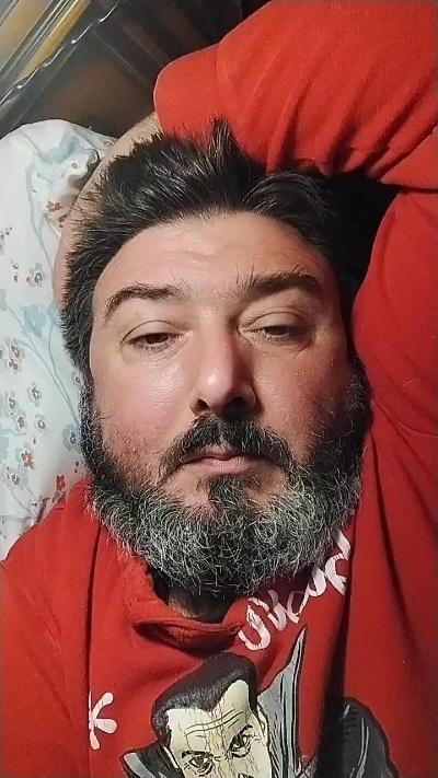 beppe185 live from Italy