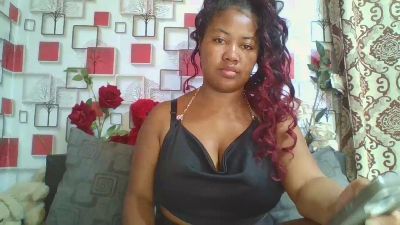 blackhoney_fun live from Madagascar