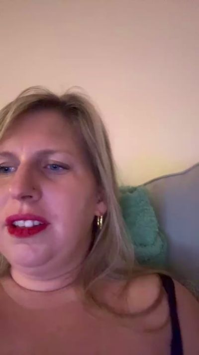 bubblegumpussy1 live from United States