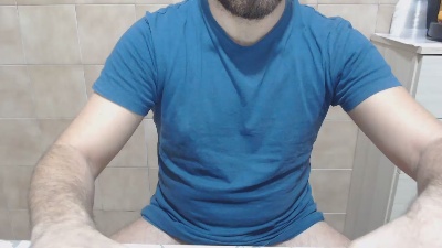 callmeluis live from Italy