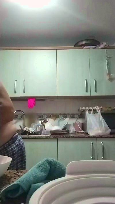 canitass69 live from Colombia