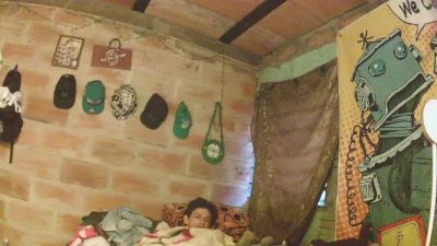 carlos9180 live from Colombia