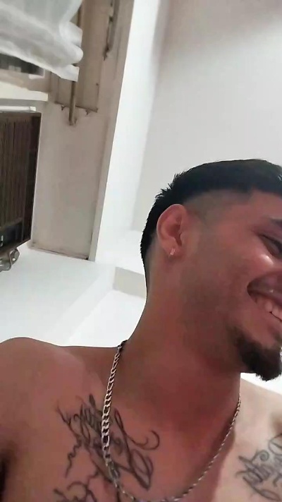 chulodelghetto1 live from Argentina