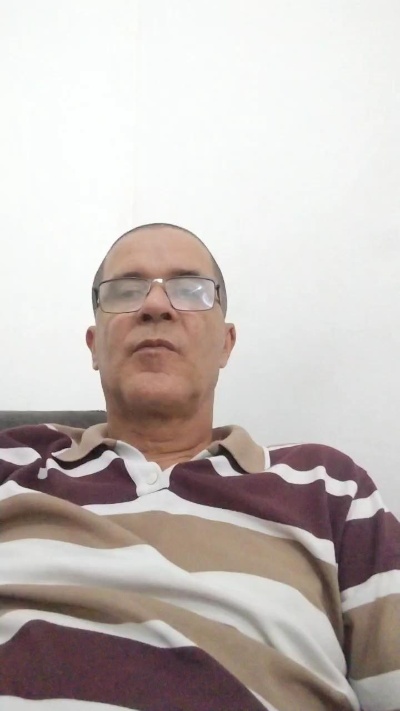 claudioroberto8 live from Brazil