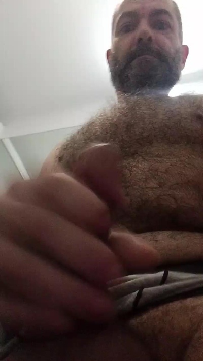 daddybearmadri5 live from Spain