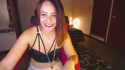 danielle_rose live from Colombia