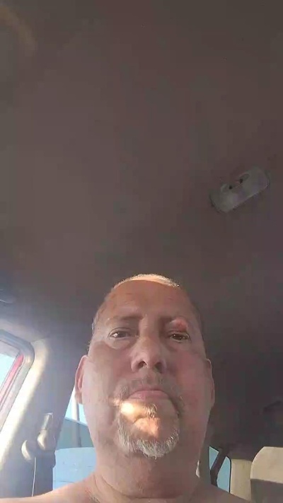 dav93001 live from United States