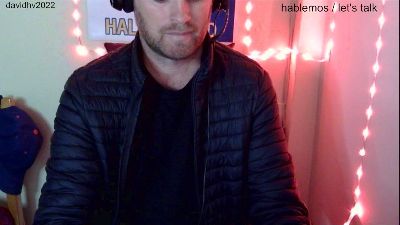 davidhv2022 live from Ecuador