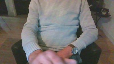 derek030 live from Netherlands