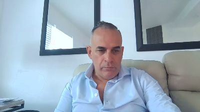 edu1971 live from United States