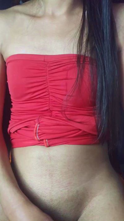 eu_anajulia live from Brazil