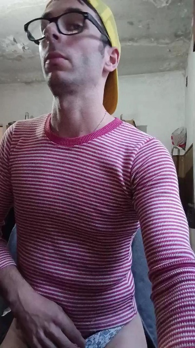 facu2224 live from Argentina