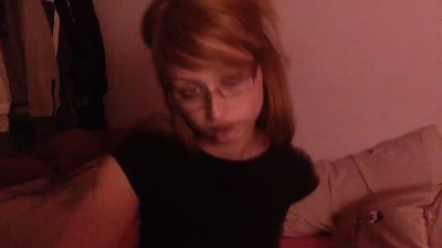 female2003 live from Argentina