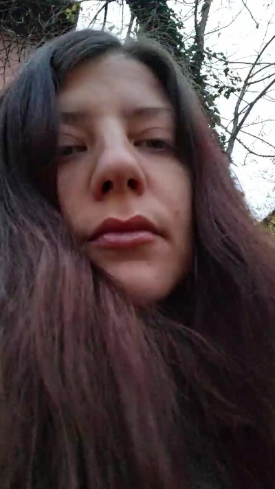 fiona_hot live from United Kingdom