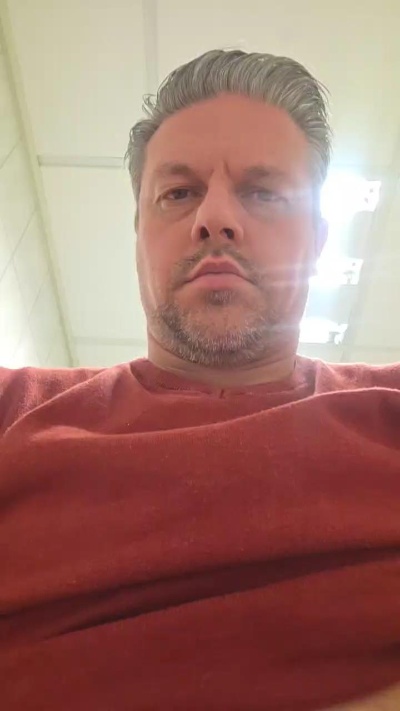 gentleman2003 live from Germany