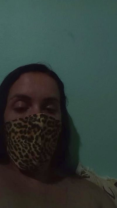 helena207 live from Brazil