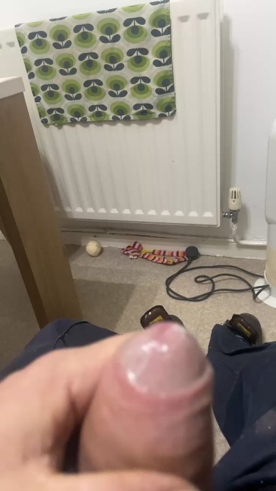 hornyolder64 live from United Kingdom