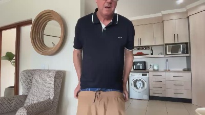 illdoit4u2 live from South Africa