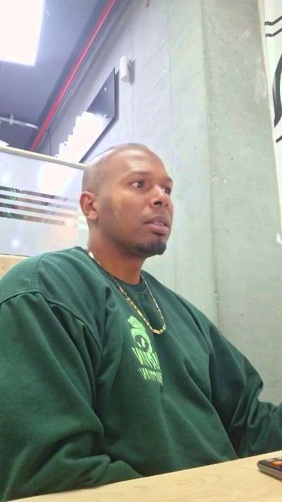 irey_negro live from Colombia