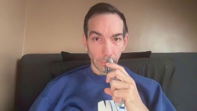 jimdancar_ live from United Kingdom