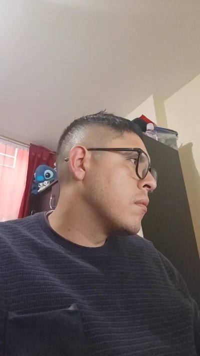 julian9113sexy live from Colombia