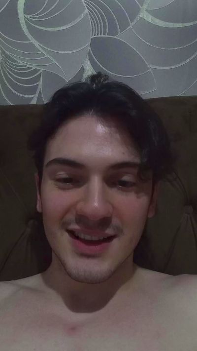 kalebe22 live from Brazil