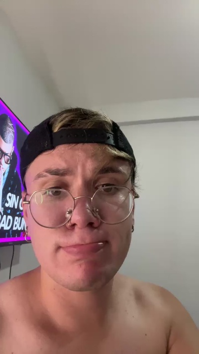 kev1905 live from Argentina