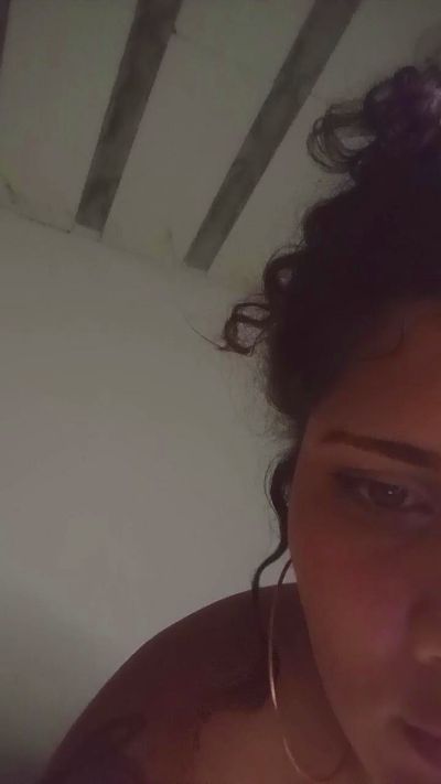 kirabadgal4 live from Brazil