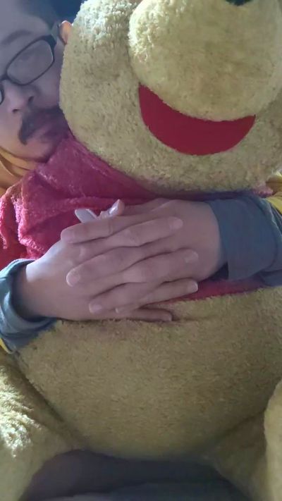 knt_s live from Japan