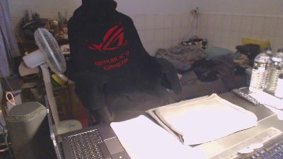 lin308902 live from Taiwan