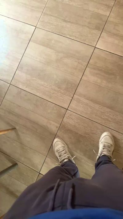 loguis live from Chile