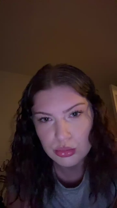 lola1_2_ live from France