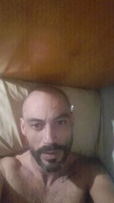 luci_1986 live from Spain