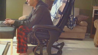 mapleman35 live from Canada