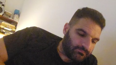 mariosxl87 live from Italy