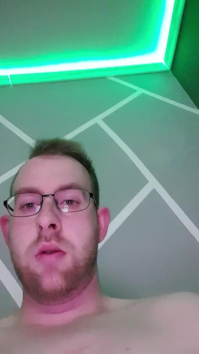 markus1254 live from Germany