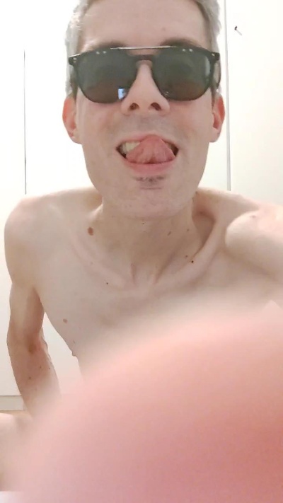 matt_riodesi live from Italy