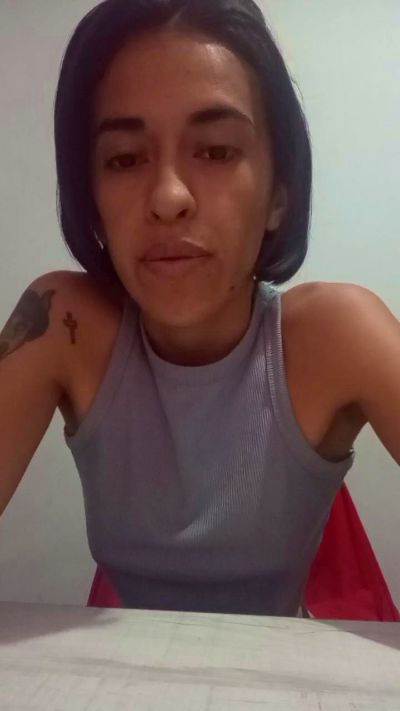 mica241 live from Argentina