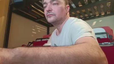 michele197747 live from Italy