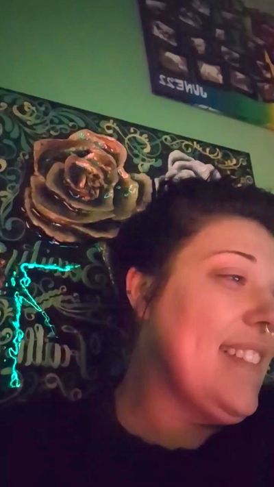 missJuicyFruity live from United States